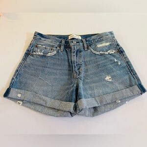 Abercrombie & Fitch The Boyfriend Short Mid Rise 4 See VIDEO!